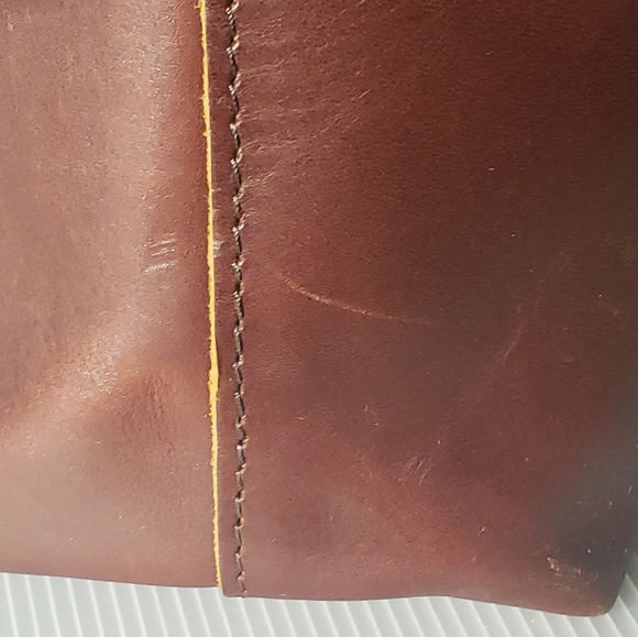 NWT Portland Leather Goods Medium Tote (Outlet Purchase) - Picture 4 of 8